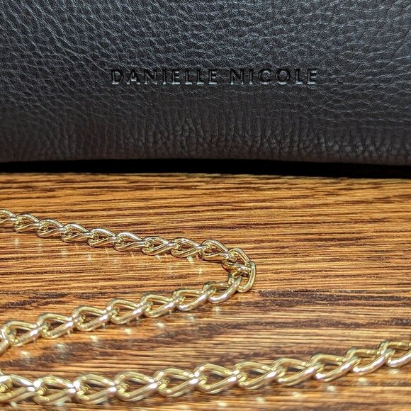 Danielle Nicole Harry Potter Hufflepuff gold sequin necktie envelope handbag - Picture 5 of 9